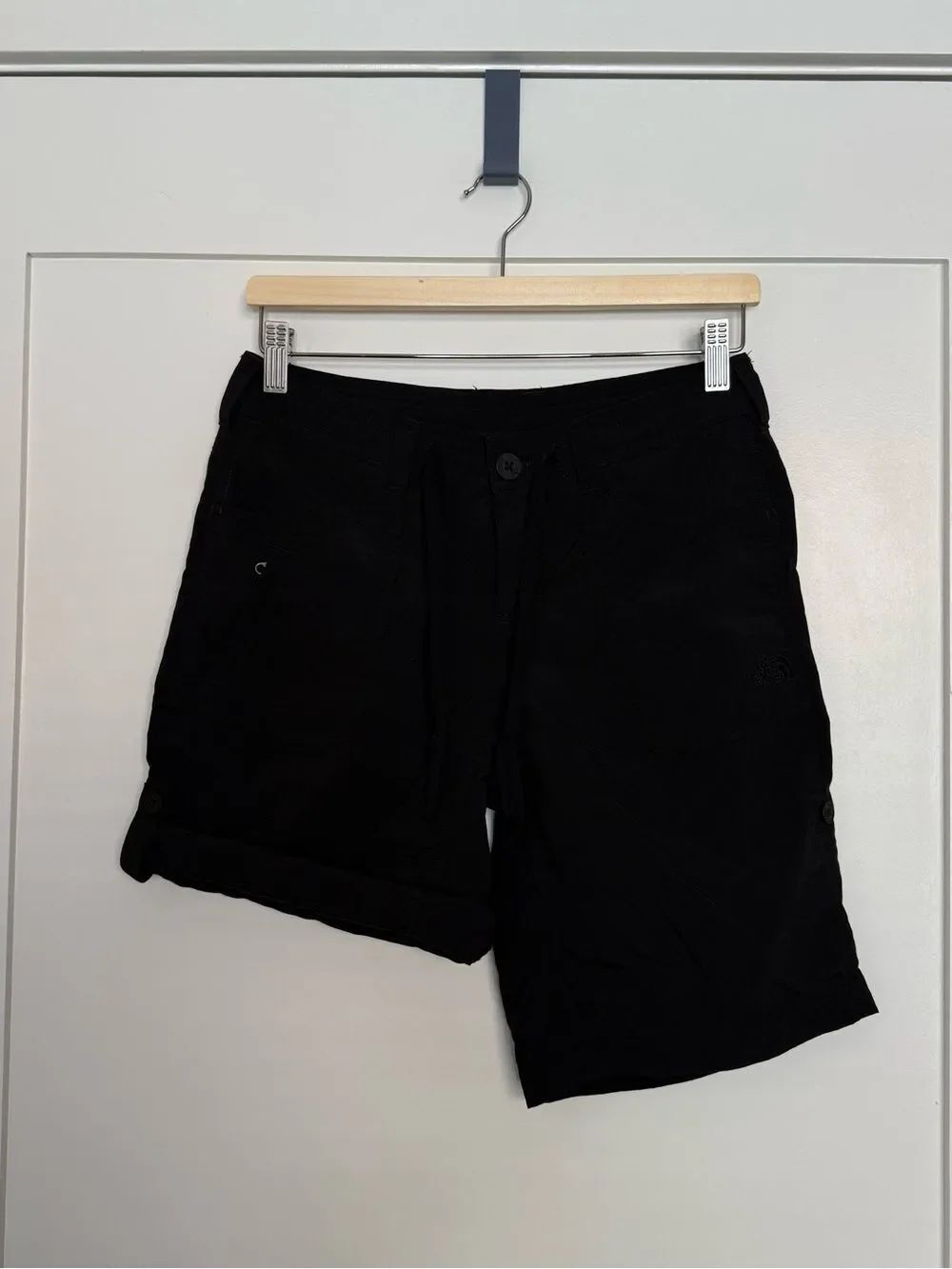 The North Face Horizon Shorts Womens Sz 2 Black Roll Up Nylon Outdoor Hiking